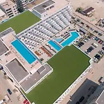 Apartment Royale Sundance 225 Infinity Pool & Mamaia Nord Navodari